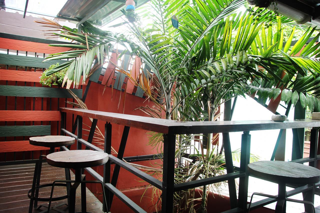 Rada Arak 79/4 Hostel Chiang Mai Eksteriør bilde
