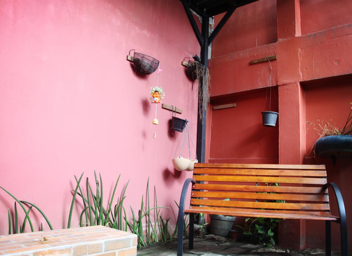 Rada Arak 79/4 Hostel Chiang Mai Eksteriør bilde